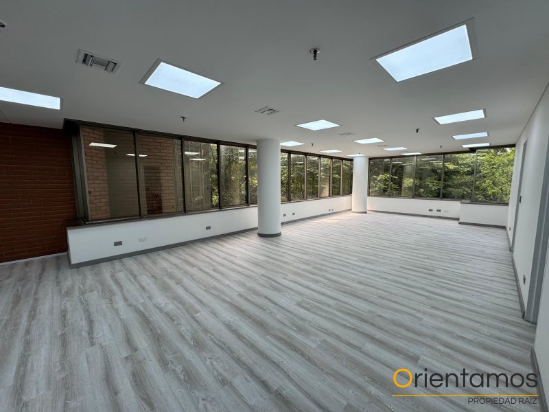 Oficina disponible para el arriendo en Medellín el codigo es 15847 foto numero 11