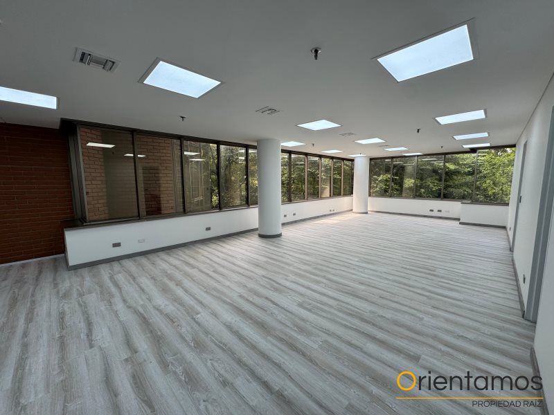 Oficina disponible para el arriendo en Medellín el codigo es 15847 foto numero 12