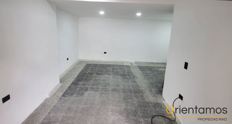 Local para el arriendo en Medellín - Estadio el codigo es 21007 foto numero 4