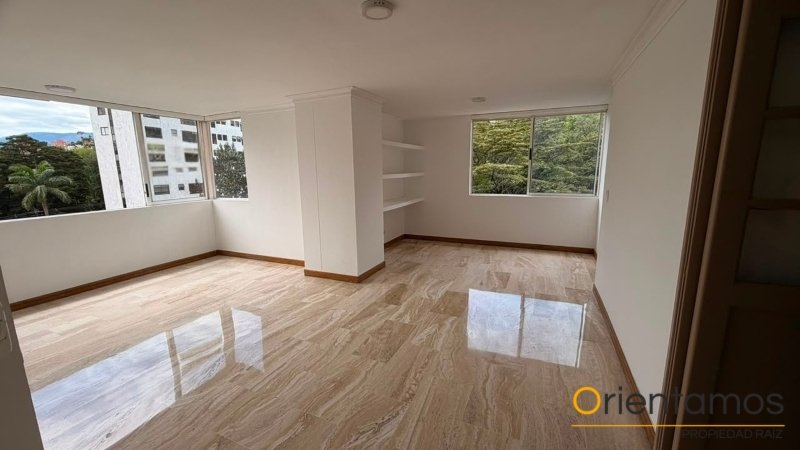 Apartamento disponible para el arriendo en Medellín el codigo es 18919 foto numero 2