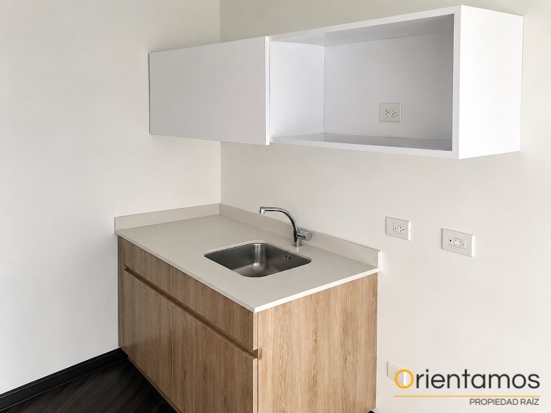 Oficina disponible para el arriendo en Medellín el codigo es 21259 foto numero 6
