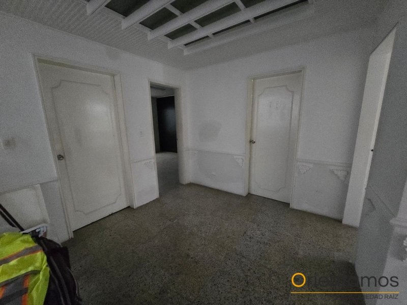 Casa-local disponible para el arriendo en Medellín el codigo es 21179 foto numero 10