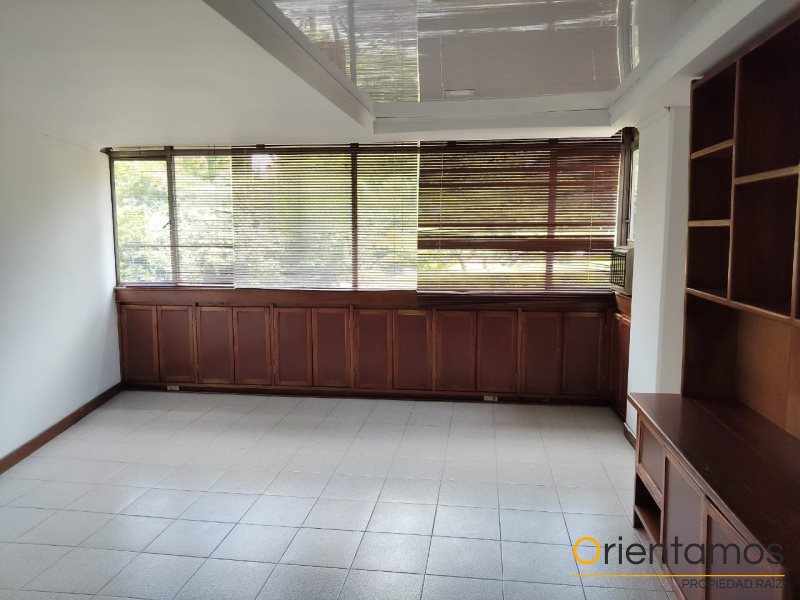 Oficina disponible para el arriendo en Medellín el codigo es 20687 foto numero 3