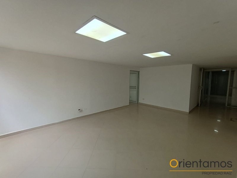 Oficina disponible para el arriendo en Medellín el codigo es 21352 foto numero 6
