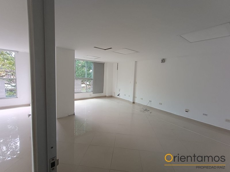 Oficina disponible para el arriendo en Medellín el codigo es 21352 foto numero 5