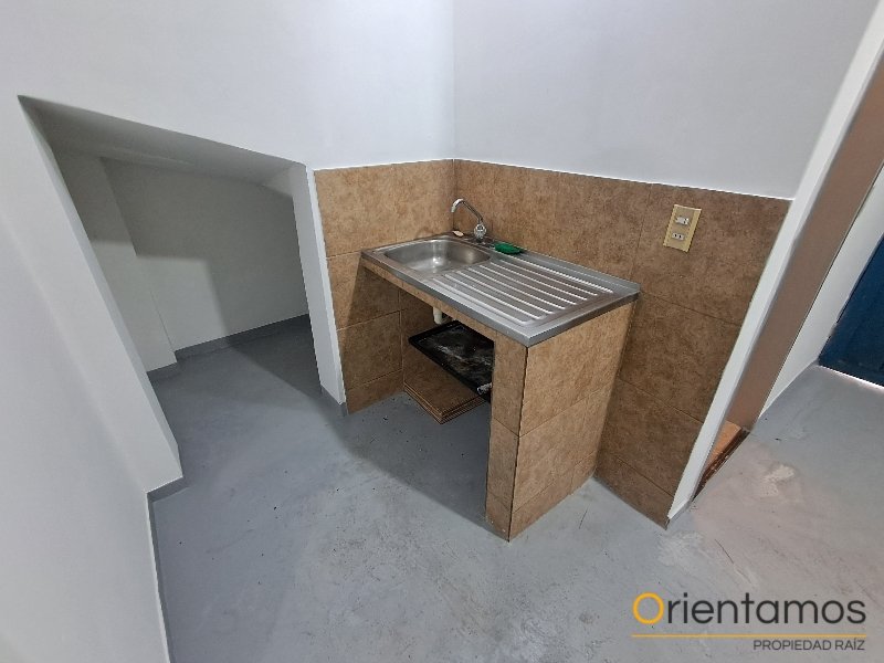 Local disponible para el arriendo en Medellín el codigo es 21582 foto numero 8