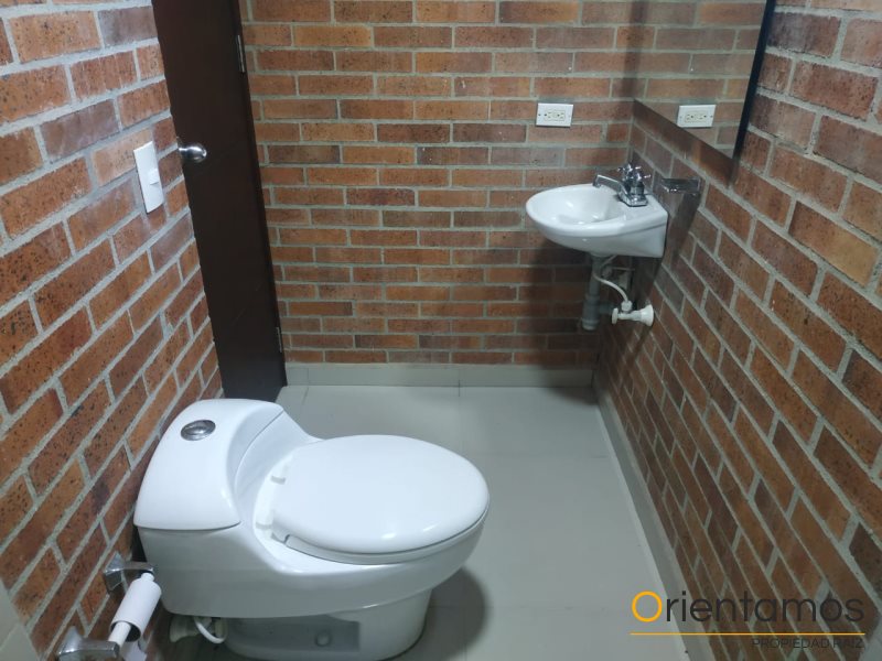 Oficina disponible para el arriendo en Medellín el codigo es 13324 foto numero 8