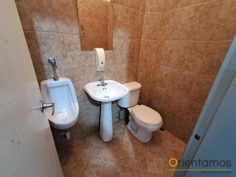 Local disponible para el arriendo en Medellín el codigo es 21582 foto numero 9