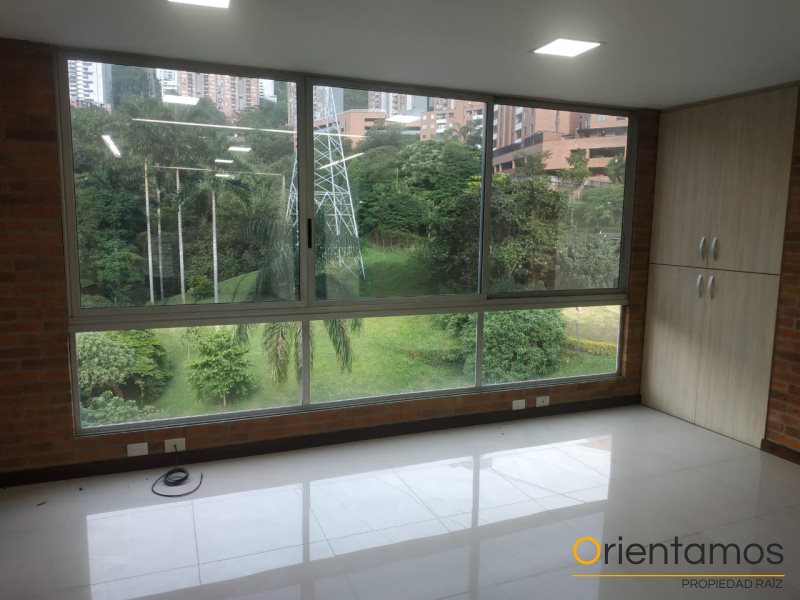 Oficina disponible para el arriendo en Medellín el codigo es 13324 foto numero 4
