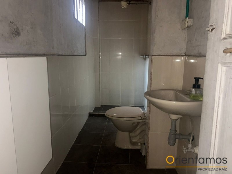 Oficina disponible para el arriendo en Medellín el codigo es 21063 foto numero 6