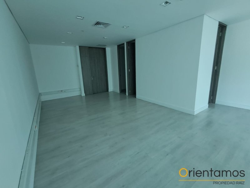 Oficina disponible para el arriendo en Medellín el codigo es 21461 foto numero 6
