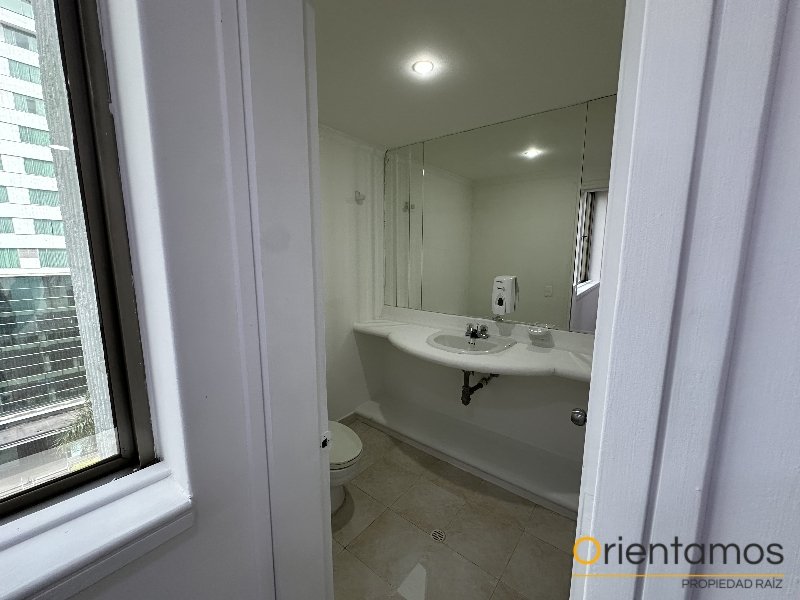 Oficina disponible para el arriendo en Medellín el codigo es 5593 foto numero 12