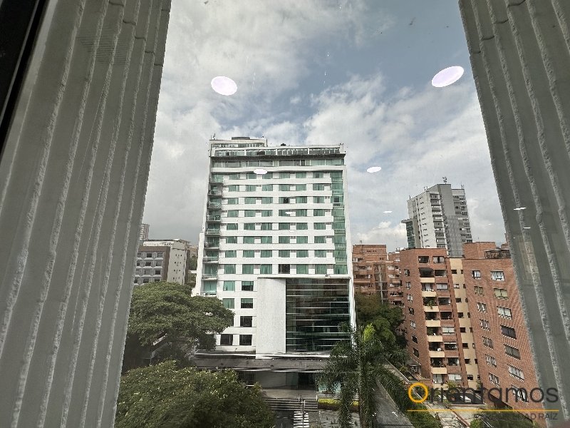Oficina disponible para el arriendo en Medellín el codigo es 5593 foto numero 13