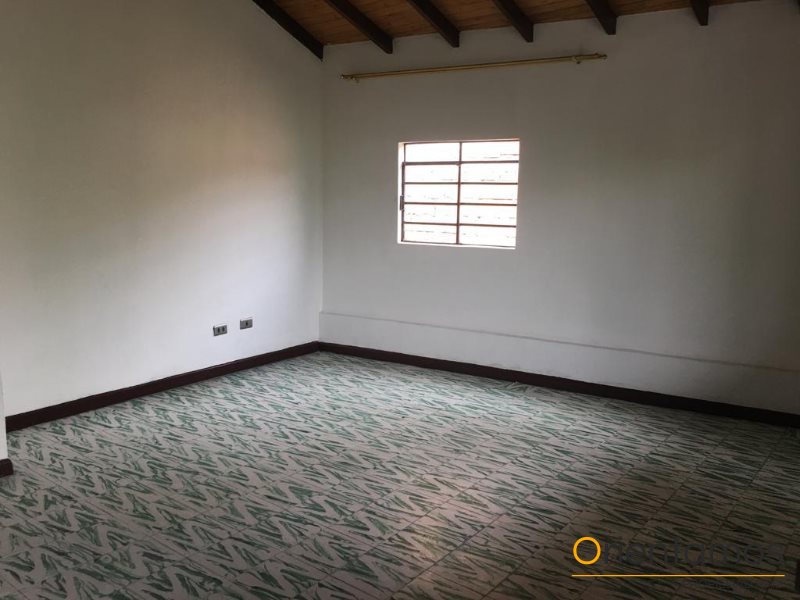 Casa-local disponible para el arriendo en Medellín el codigo es 14300 foto numero 26
