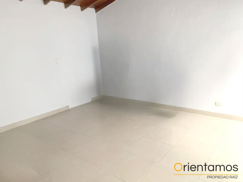 Casa-local disponible para el arriendo en Medellín el codigo es 19011 foto numero 9