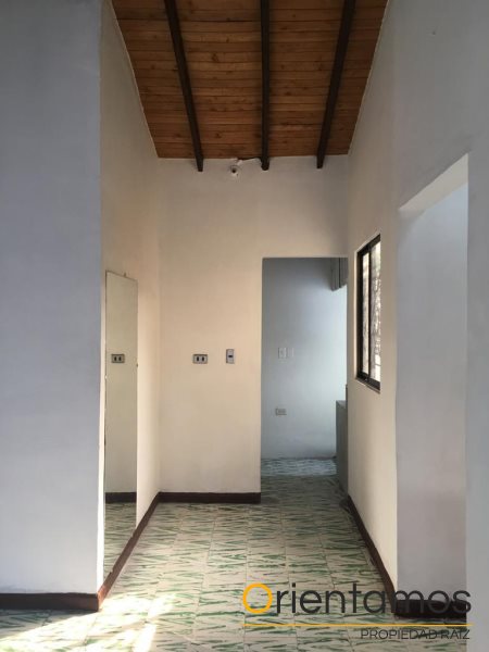 Casa-local disponible para el arriendo en Medellín el codigo es 14300 foto numero 8