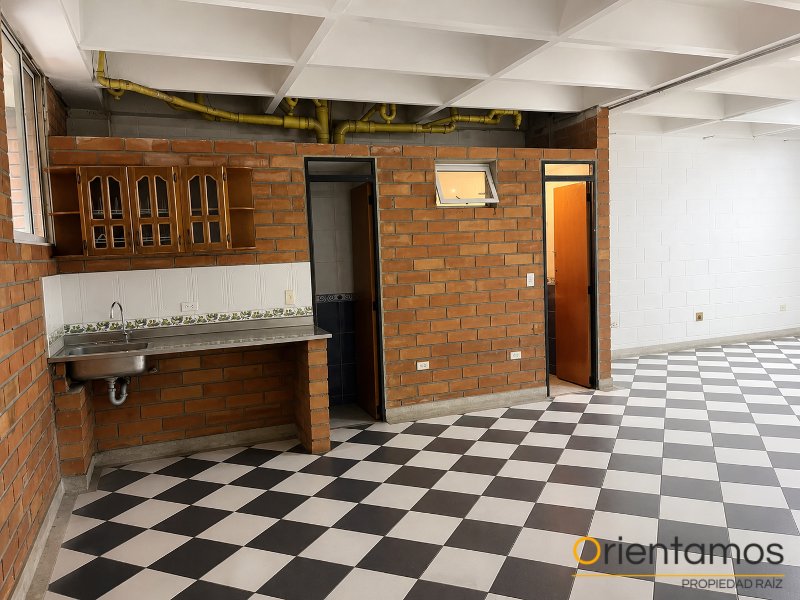 Bodega disponible para el arriendo en Medellín el codigo es 21306 foto numero 8