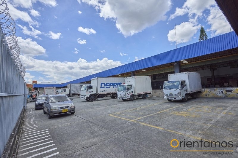 Bodega disponible para el arriendo en Medellín el codigo es 21386 foto numero 7