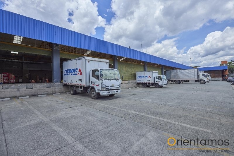 Bodega disponible para el arriendo en Medellín el codigo es 21386 foto numero 9