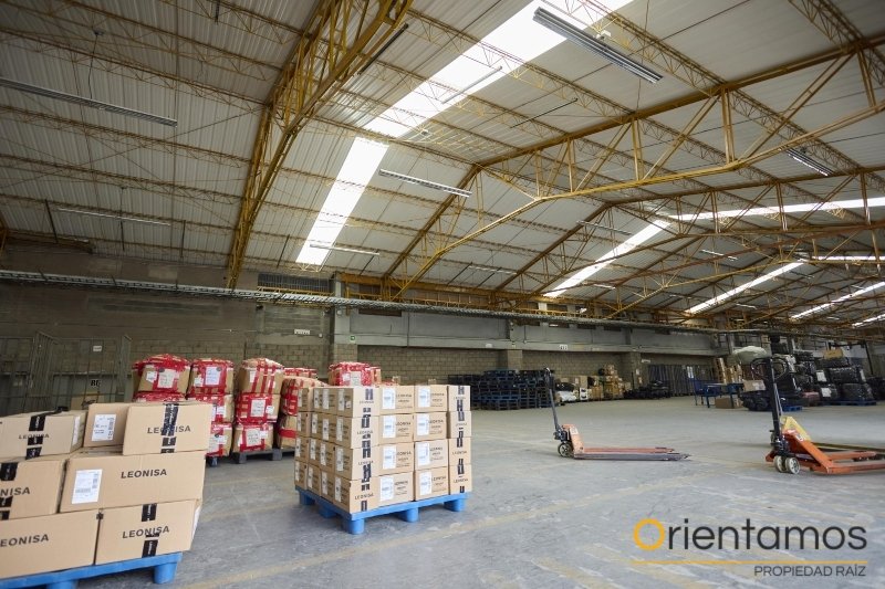Bodega disponible para el arriendo en Medellín el codigo es 21386 foto numero 4