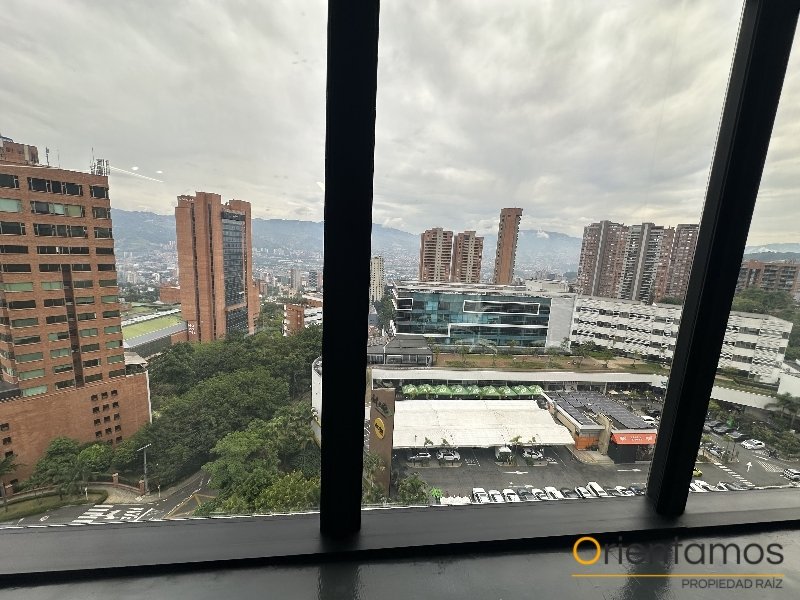 Oficina disponible para el arriendo en Medellín el codigo es 21401 foto numero 11
