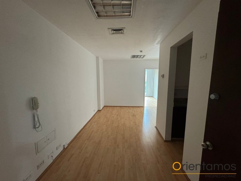 Oficina disponible para el arriendo en Medellín el codigo es 21119 foto numero 6