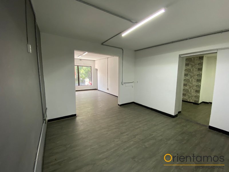 Local disponible para el arriendo en Medellín el codigo es 20525 foto numero 2