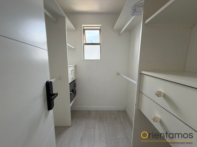 Apartamento disponible para el arriendo en Medellín el codigo es 21137 foto numero 19