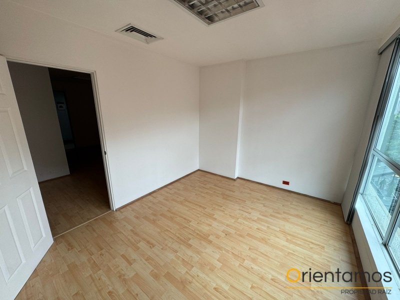Oficina disponible para el arriendo en Medellín el codigo es 21119 foto numero 11