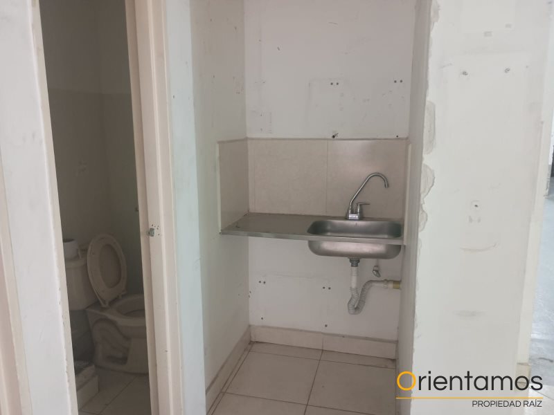 Bodega disponible para el arriendo en Medellín el codigo es 20987 foto numero 10