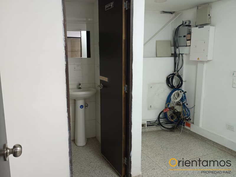 Bodega disponible para el arriendo en Medellín el codigo es 20987 foto numero 16