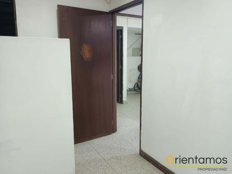 Bodega disponible para el arriendo en Medellín el codigo es 20987 foto numero 17