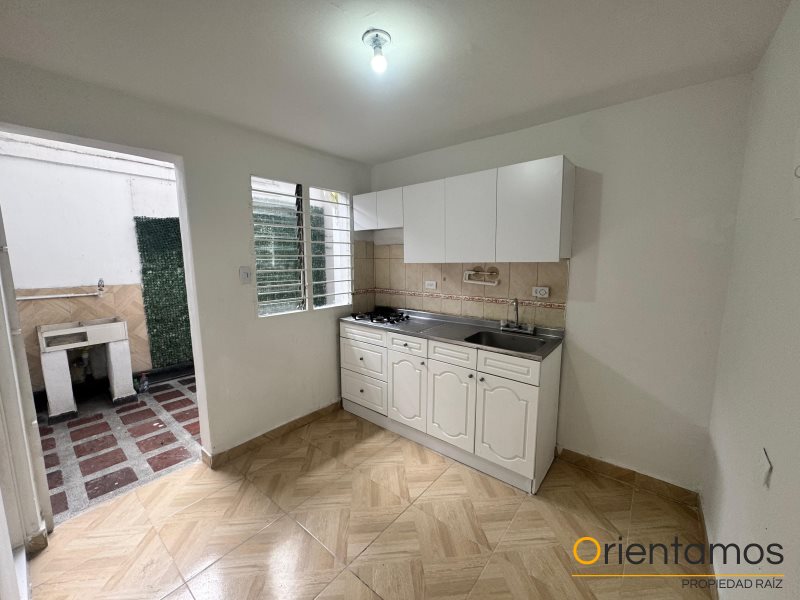 Apartamento disponible para el arriendo en Medellín el codigo es 14981 foto numero 7