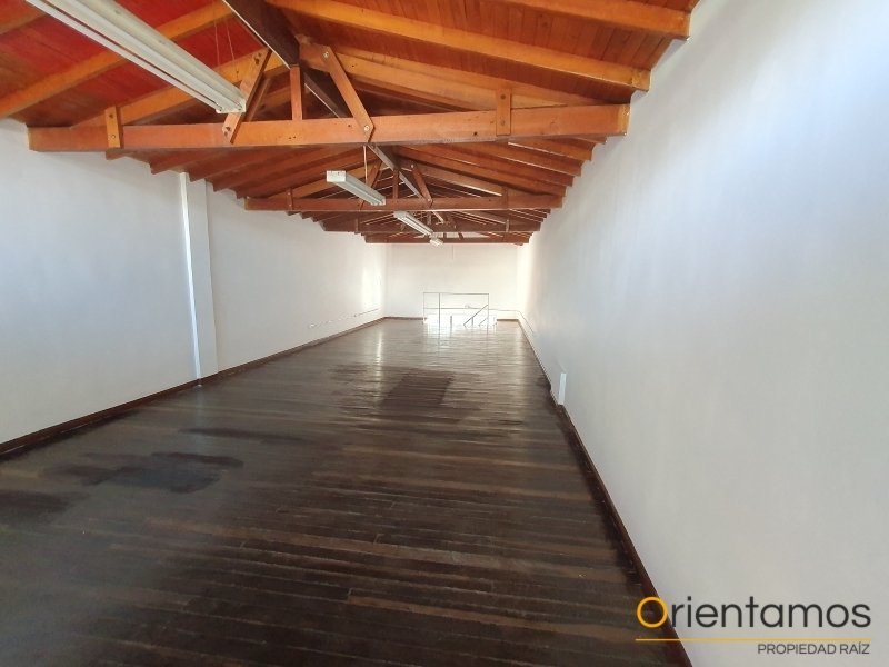 Local disponible para el arriendo en Medellín el codigo es 21093 foto numero 3