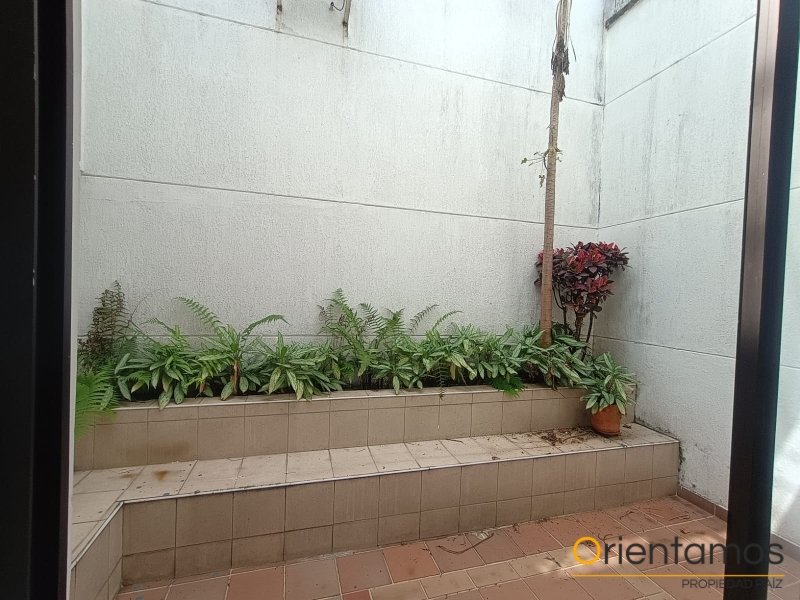 Casa-local disponible para el arriendo en Medellín el codigo es 21418 foto numero 10