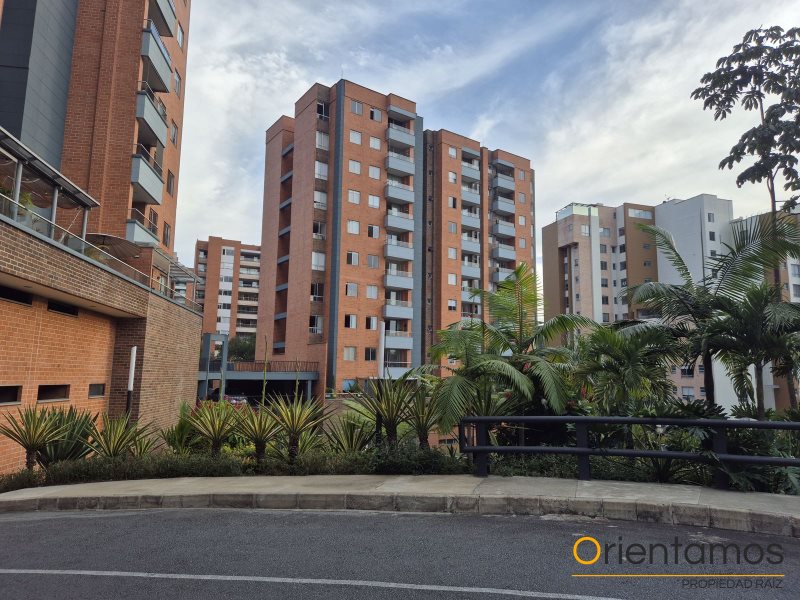 Apartamento disponible para venta o arriendo en Envigado el codigo es 16812 foto numero 24