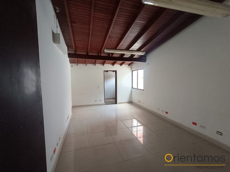 Casa-local disponible para el arriendo en Medellín el codigo es 21418 foto numero 23