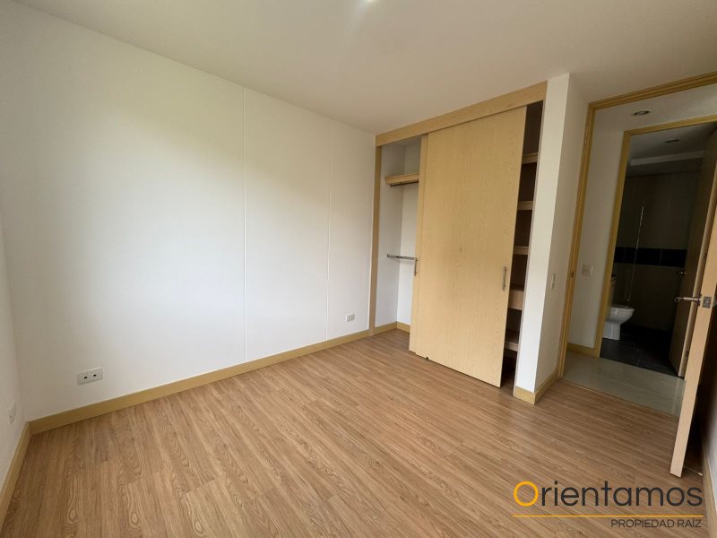 Apartamento disponible para venta o arriendo en Envigado el codigo es 16812 foto numero 12