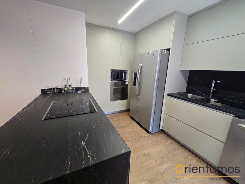 Apartamento disponible para el arriendo en Medellín el codigo es 21147 foto numero 4