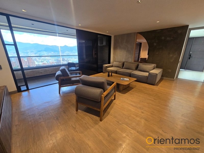 Apartamento disponible para el arriendo en Medellín el codigo es 21147 foto numero 2