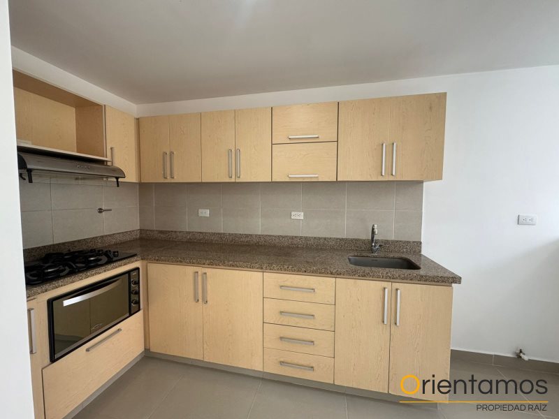 Apartamento disponible para venta o arriendo en Envigado el codigo es 16812 foto numero 7