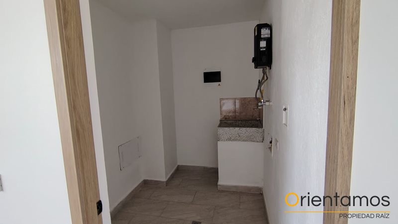 Apartamento disponible para el arriendo en Medellín el codigo es 20774 foto numero 11
