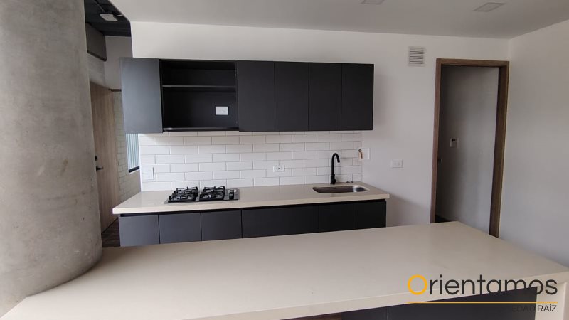 Apartamento disponible para el arriendo en Medellín el codigo es 20774 foto numero 5