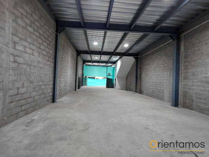 Bodega disponible para el arriendo en Envigado el codigo es 21668 foto numero 4