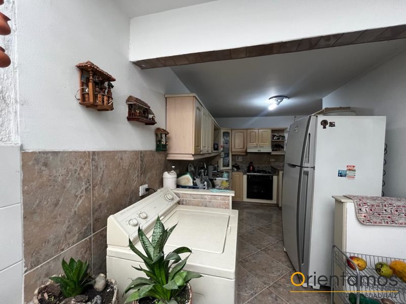 Casa-local disponible para el arriendo en Medellín el codigo es 18859 foto numero 9