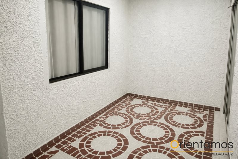 Apartamento disponible para el arriendo en Medellín el codigo es 21004 foto numero 6
