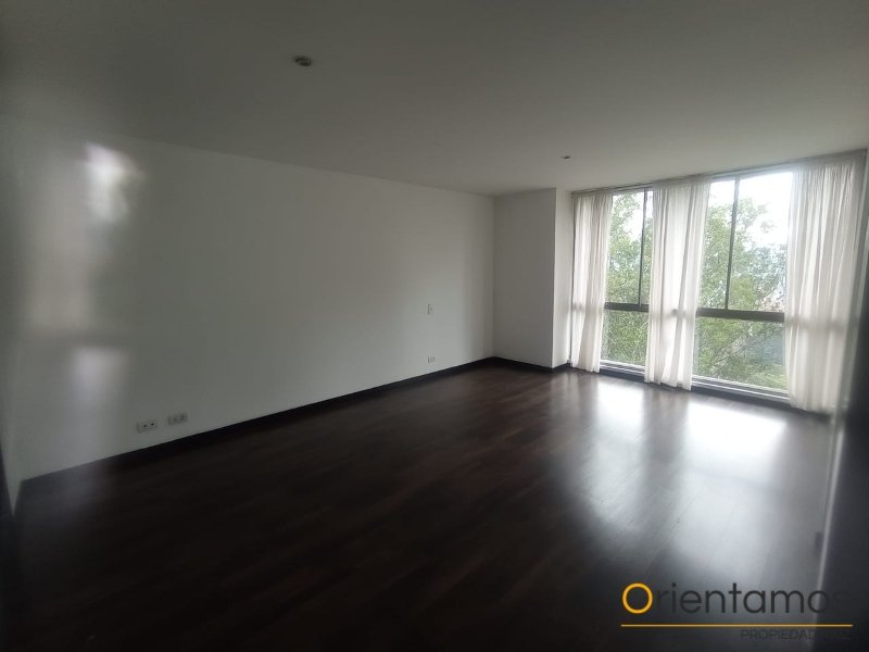 Apartamento disponible para el arriendo en Medellín el codigo es 21395 foto numero 10