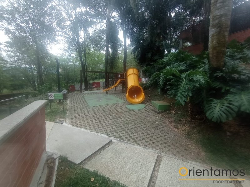 Apartamento disponible para el arriendo en Medellín el codigo es 21395 foto numero 16