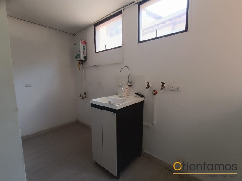 Apartamento disponible para el arriendo en Medellín el codigo es 20284 foto numero 8
