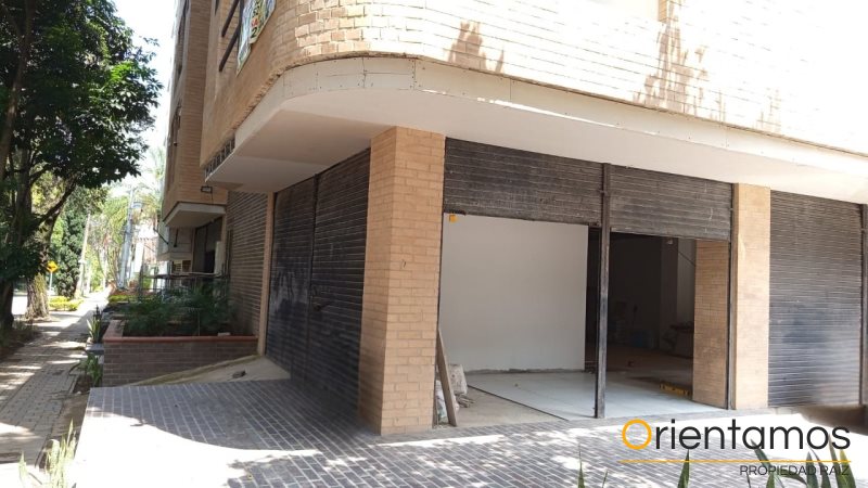 Local para el arriendo en Medellín - Belen el codigo es 21013 foto numero 2